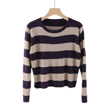 Naiste ümara kaelusega triibuline kampsun