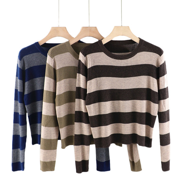 Naiste ümara kaelusega triibuline kampsun