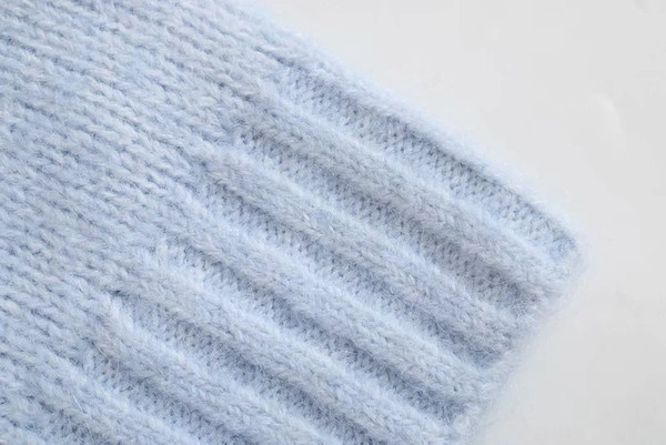 Sinist värvi tavaline naiste kardigan