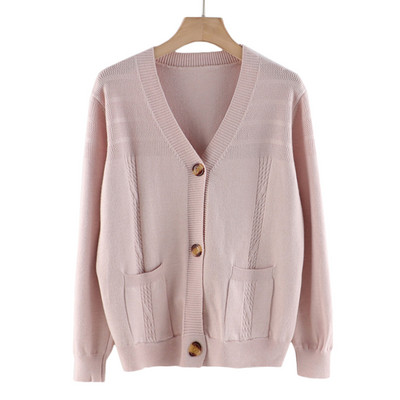 Naiste vabaaja vest - nööpide ja taskutega