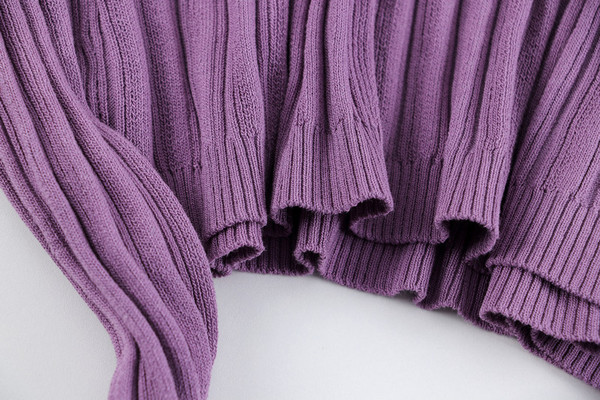 Γυναικείο πουλόβερ με στρογγυλή λαιμόκοψη Λεπτό μοντέλο