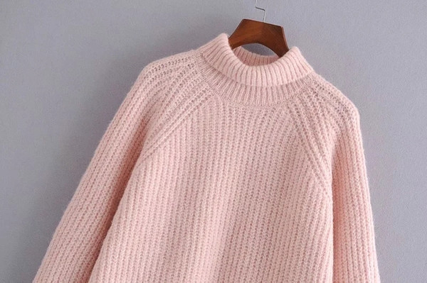 Casual πουλόβερ με κολάρο και μεσαίου μήκους