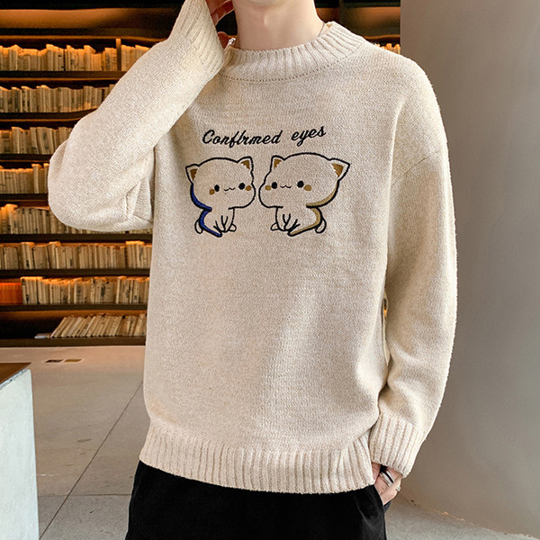 Ανδρικό πουλόβερ με κεντήματα και χαμηλό γιακά