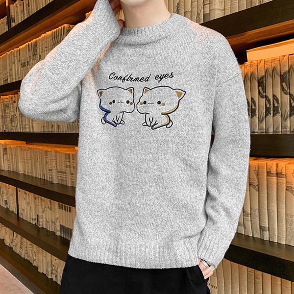 Ανδρικό πουλόβερ με κεντήματα και χαμηλό γιακά