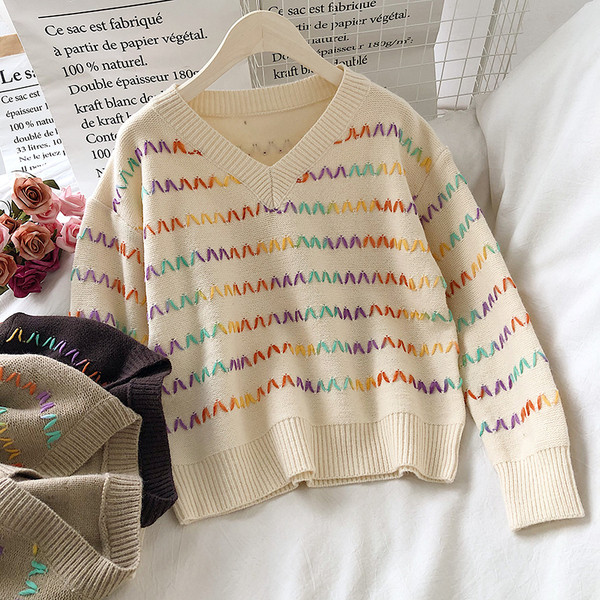 Γυναικείο πουλόβερ με μακριά μανίκια και λαιμόκοψη