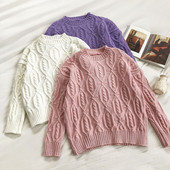 Talvine kootud ümara kaelusega naiste kampsun