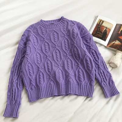 Talvine kootud ümara kaelusega naiste kampsun