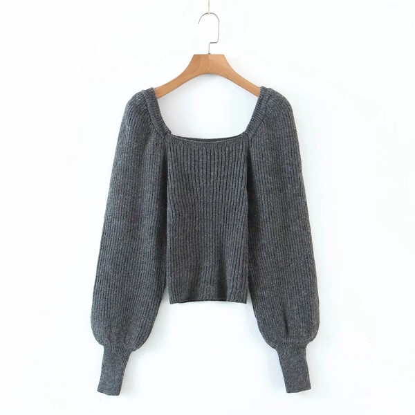 Γυναικείο πουλόβερ με ντεκολτέ και μανίκια