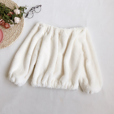 Γυναικείο πουλόβερ μοντέρνο με γυμνούς ώμους