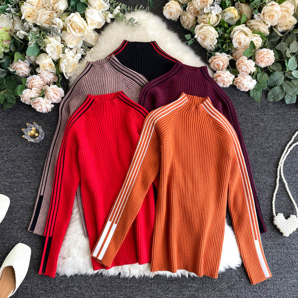 Γυναικείο πουλόβερ casual με χαμηλό γιακά