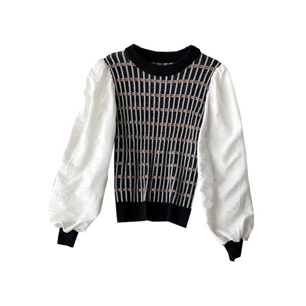 Γυναικείο πουλόβερ με οβάλ ντεκολτέ και μανίκια από τούλι