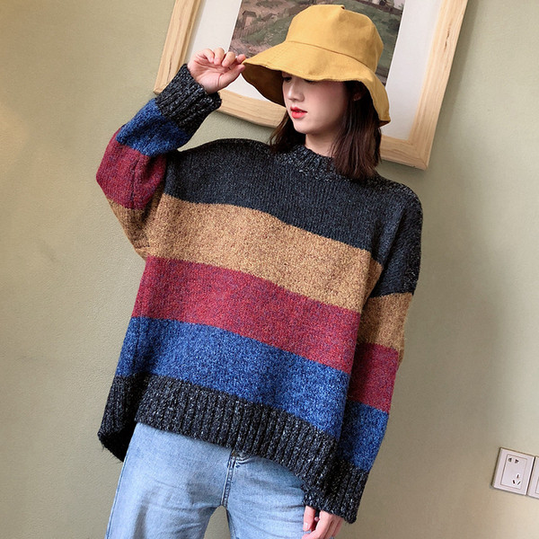 Γυναικείο ριγέ πουλόβερ με στρογγυλή λαιμόκοψη και μακριά μανίκια