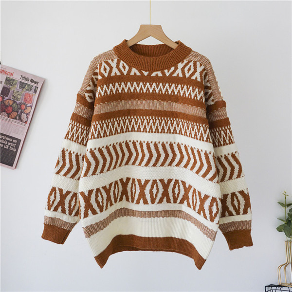 Νέο μοντέλο γυναικείο πουλόβερ με οβάλ λαιμόκοψη