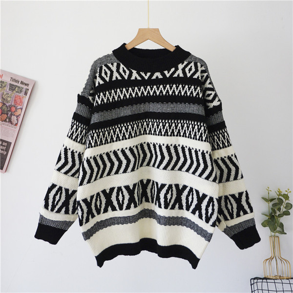 Νέο μοντέλο γυναικείο πουλόβερ με οβάλ λαιμόκοψη