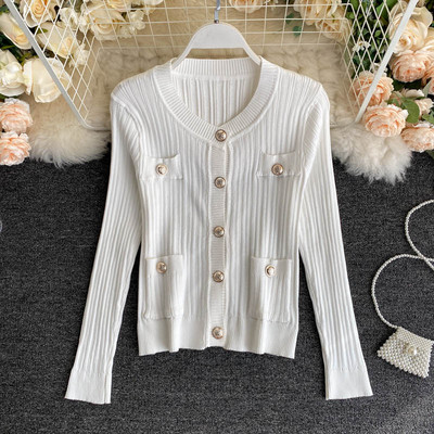 Naiste kardigan kuldsete nööpide ja taskutega