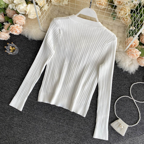 Naiste kardigan kuldsete nööpide ja taskutega