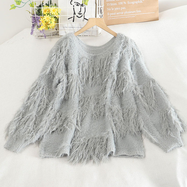 Νέο μοντέλο γυναικείο πουλόβερ με κρόσια και στρογγυλή λαιμόκοψη