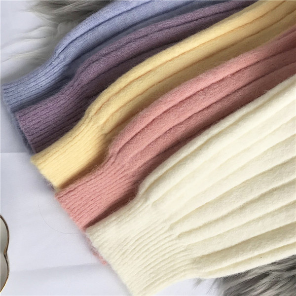 Uue mudeli naiste kampsun ovaalse kaelusega ja pikkade varrukatega