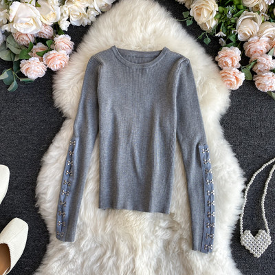 Γυναικείο casual πουλόβερ από λεπτό πλέξιμο με μεταλλικό στοιχείο