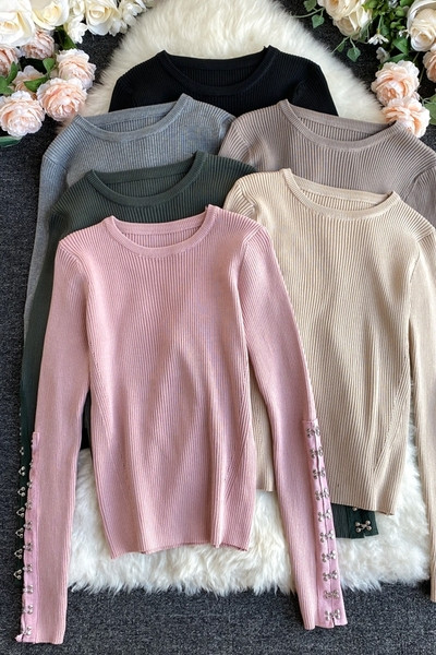 Γυναικείο casual πουλόβερ από λεπτό πλέξιμο με μεταλλικό στοιχείο