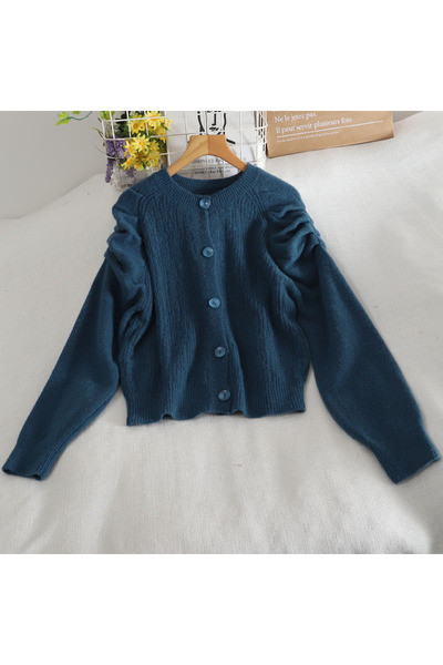 Ležeran ženski kardigan s gumbima i ovalnim izrezom