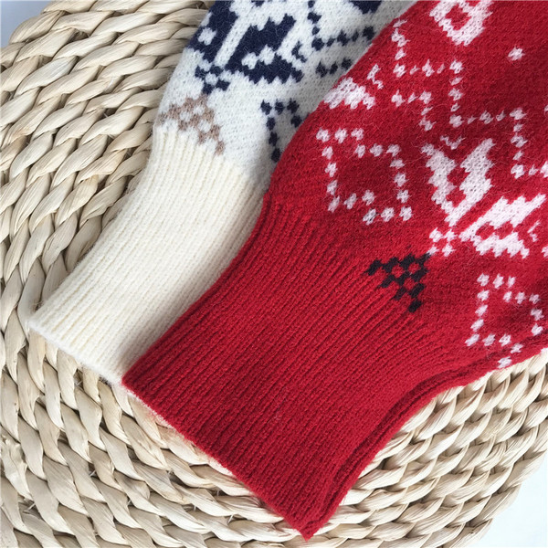 Uut mudelit ümara kaelusega naiste jõulukampsun