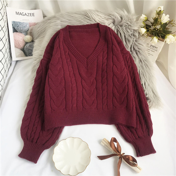 Γυναικείο πλεκτό πουλόβερ με λαιμόκοψη