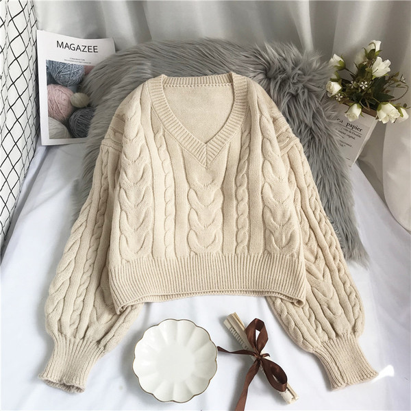 Γυναικείο πλεκτό πουλόβερ με λαιμόκοψη