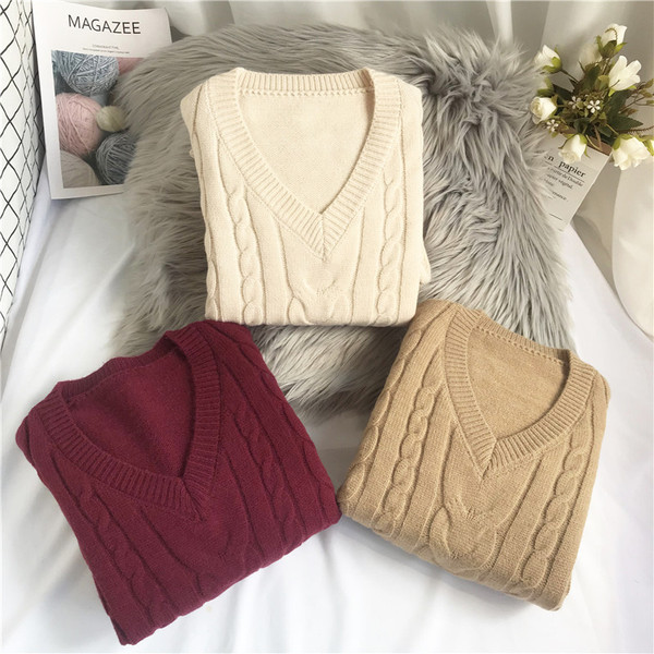 Γυναικείο πλεκτό πουλόβερ με λαιμόκοψη