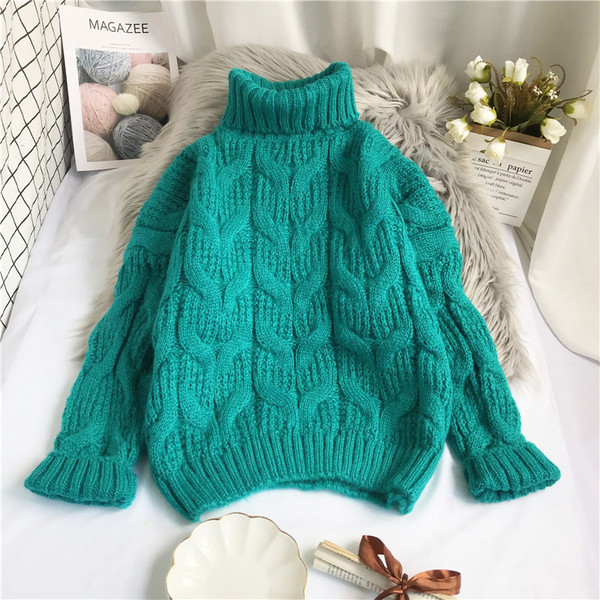 Νέο μοντέλο γυναικείο πουλόβερ με υψηλό  γιακά και μακριά μανίκια