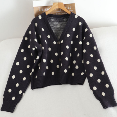 Igapäevane täppide ja nööpidega naiste kardigan