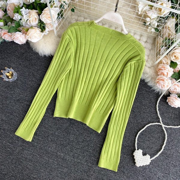 Ümmarguse kaelusega ja pikkade varrukatega vabaaja naiste kampsun