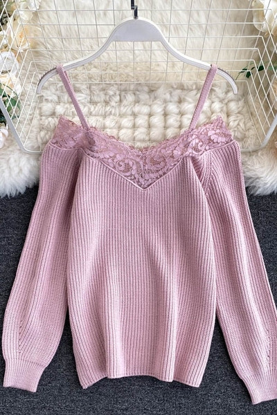 Ženski pulover s čipkom i tankim naramenicama