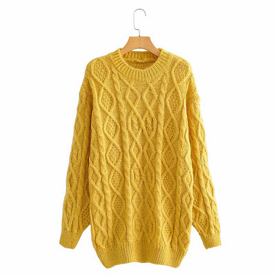 Dugi zimski pulover s ovalnim izrezom