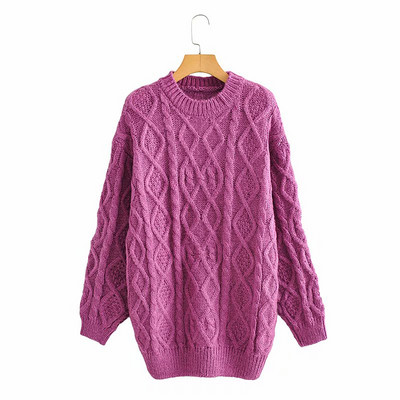 Dugi zimski pulover s ovalnim izrezom