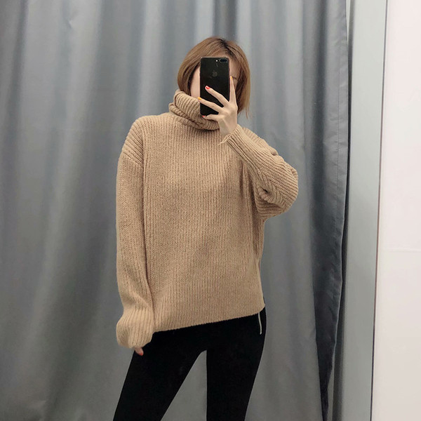 Μακρύ χειμερινό πουλόβερ με γιακά