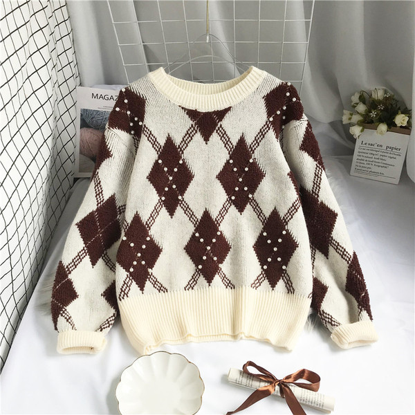 Φθινόπωρο-χειμερινό γυναικείο πουλόβερ μοντέρνο  με οβάλ ντεκολτέ