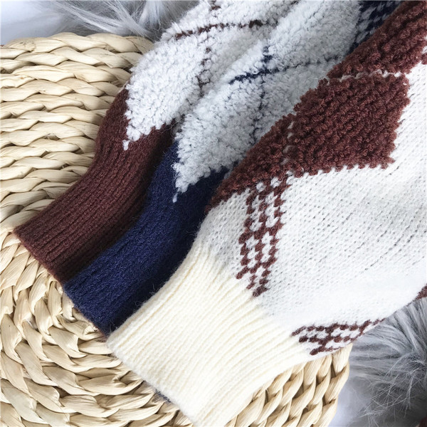 Φθινόπωρο-χειμερινό γυναικείο πουλόβερ μοντέρνο  με οβάλ ντεκολτέ