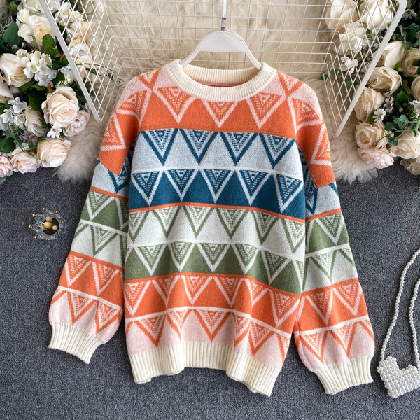 Πολύχρωμο γυναικείο πουλόβερ με στρογγυλή λαιμόκοψη