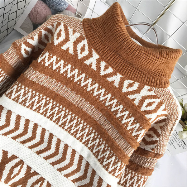 Laia mudeliga naiste kampsun kõrge polo kraega