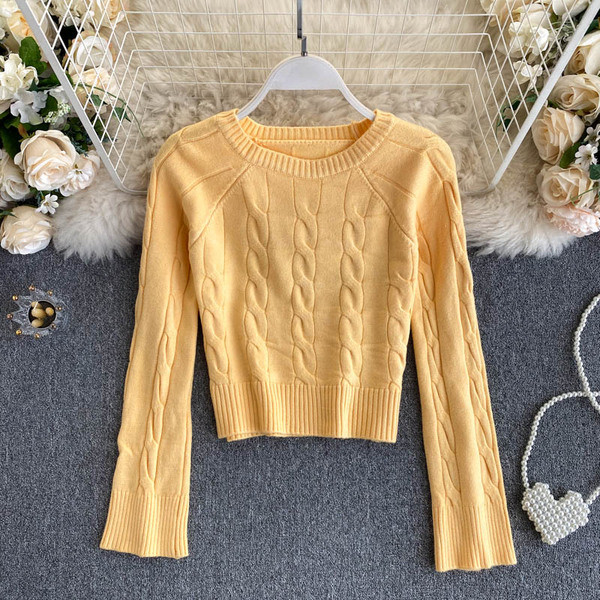 Γυναικείο casual πουλόβερ με οβάλ ντεκολτέ