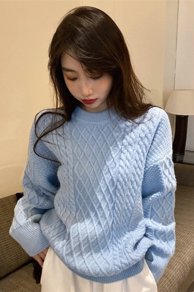 Γυναικείο casual πουλόβερ κλασικό μοντέλο με οβάλ λαιμόκοψη