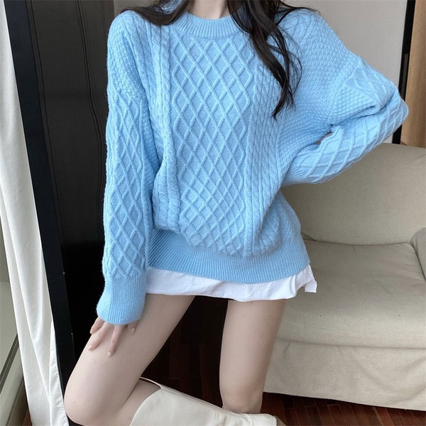 Γυναικείο casual πουλόβερ κλασικό μοντέλο με οβάλ λαιμόκοψη