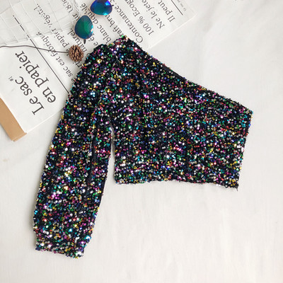 Moodne naiste ühe varruka ja litritega pluus