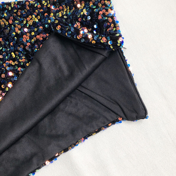 Moodne naiste ühe varruka ja litritega pluus