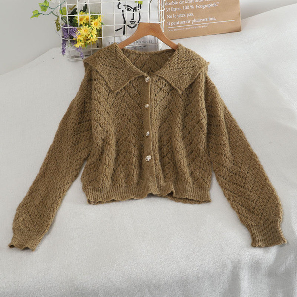 Γυναικεία πλεκτή ζακέτα  με κουμπιά και μακριά μανίκια