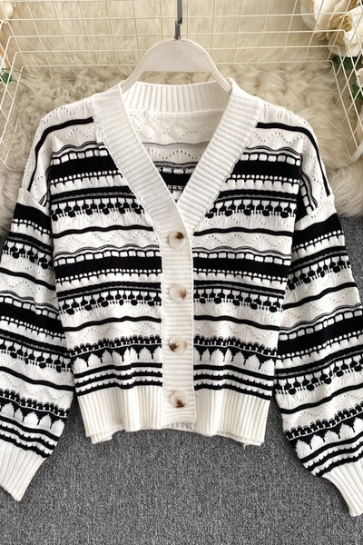 Naiste vabaaja vest, must-valge