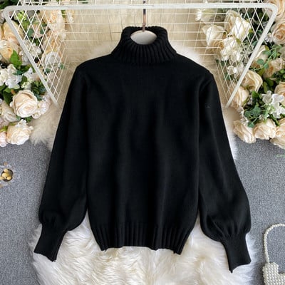 Γυναικείο πουλόβερ σε μαυρό  χρώμα με γιακά