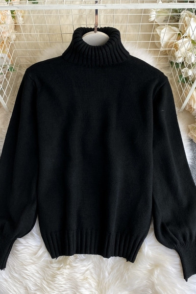 Γυναικείο πουλόβερ σε μαυρό  χρώμα με γιακά