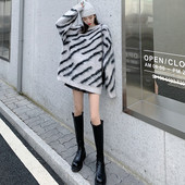 Naiste vabaaja ovaalse kaelusega sulekampsun